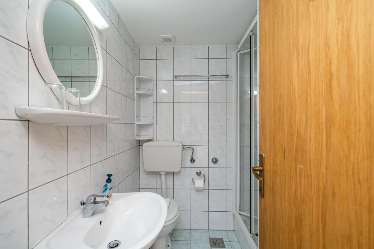 Apartments Lidija ザトン エクステリア 写真