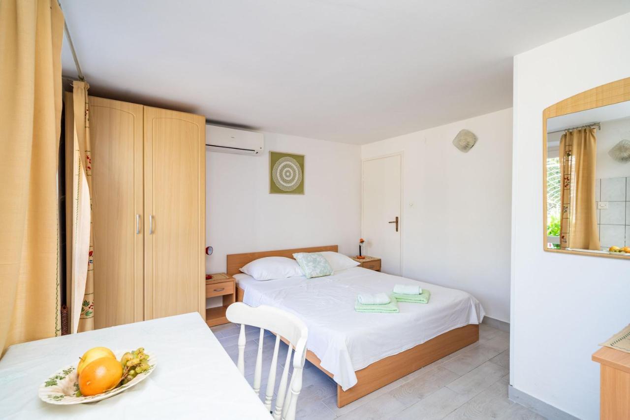 Apartments Lidija ザトン エクステリア 写真
